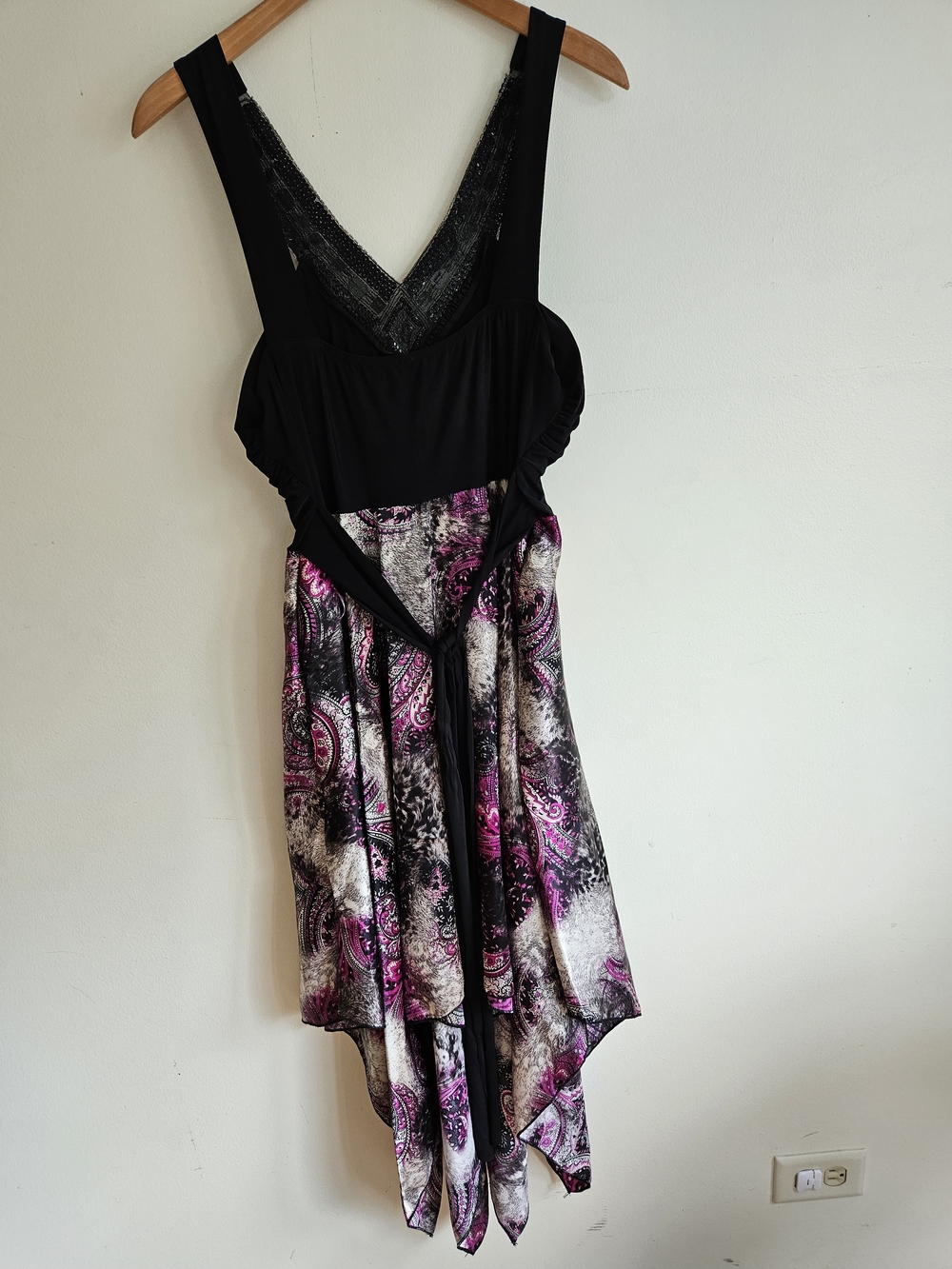 Black & Pink Paisley Asymmetrical Handkerchief Hem Dress - Picture 3 of 14